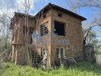 Къща в Велико Търново, област-с.Патреш площ 80 цена 24000