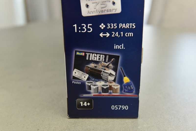 Macheta tanc Tiger I Revell 75 aniversary scara 1:35 kit complet