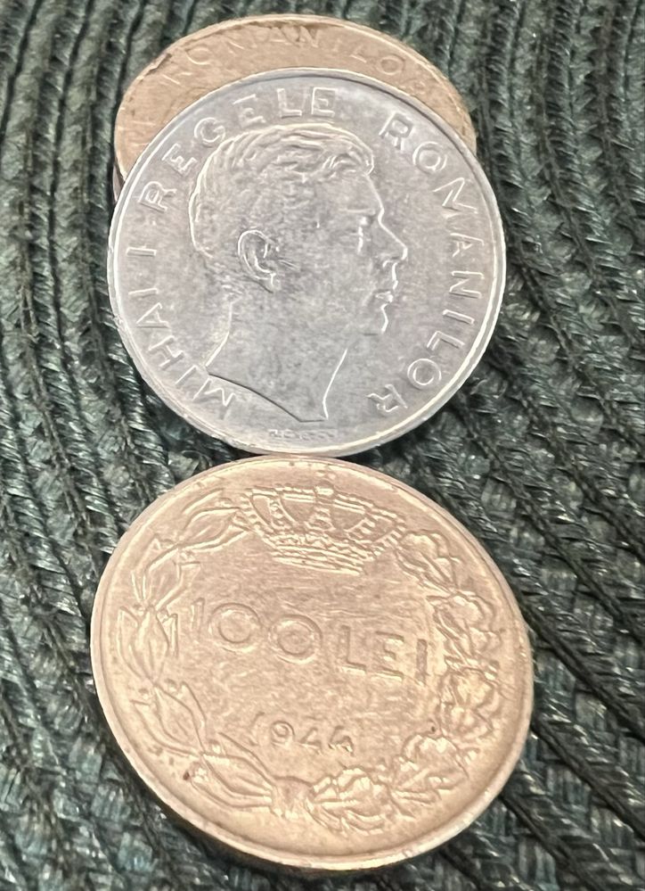 Vand moneda 100 lei
