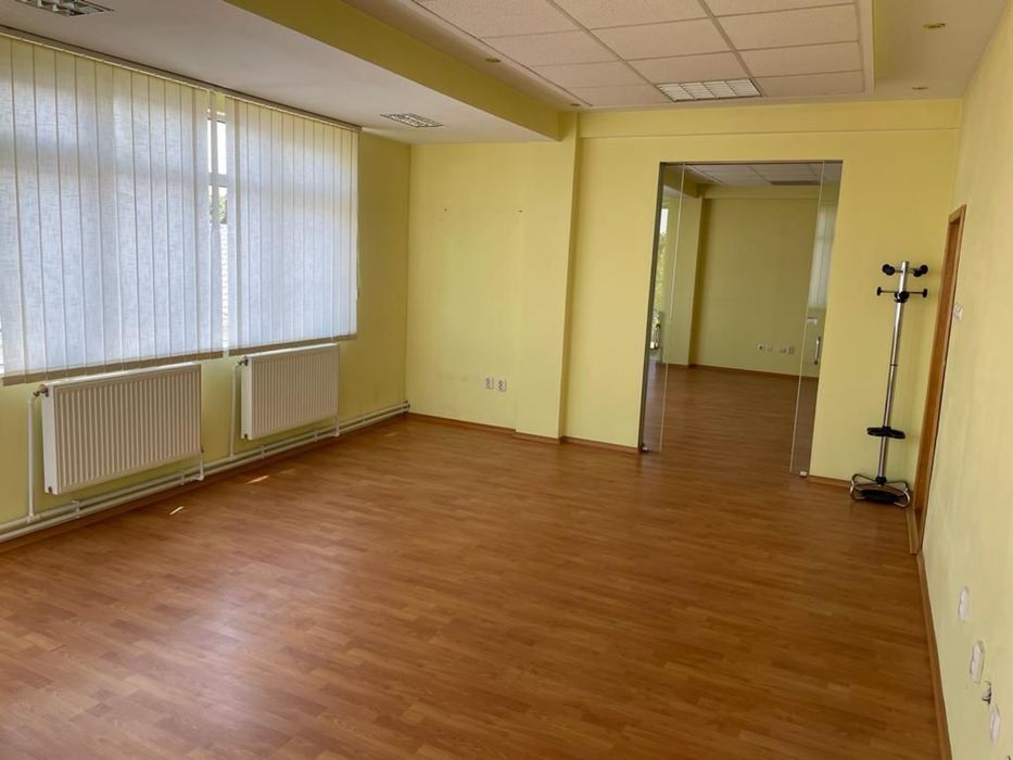 Inchiriez / vand imobil str Apollo