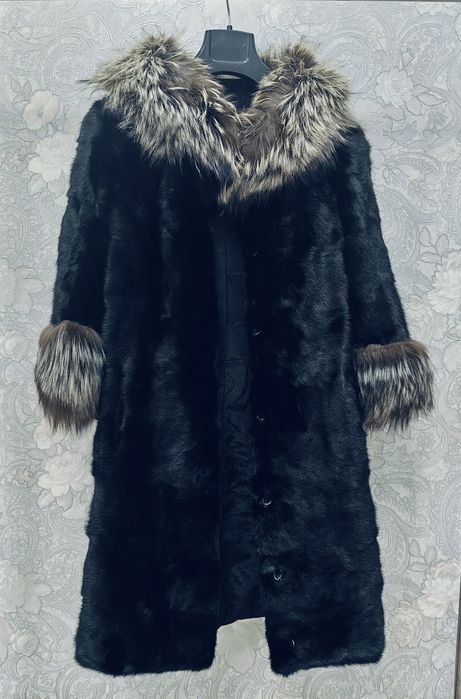 Продаю норковую шубу, размер S (42–44).
Состояние отличное, носилась о