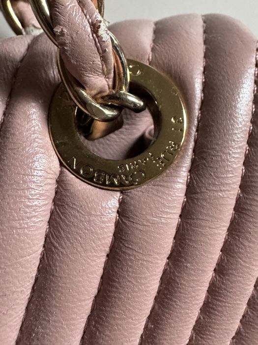 Чанта Chanel от агнешка кожа цвят пепел от рози