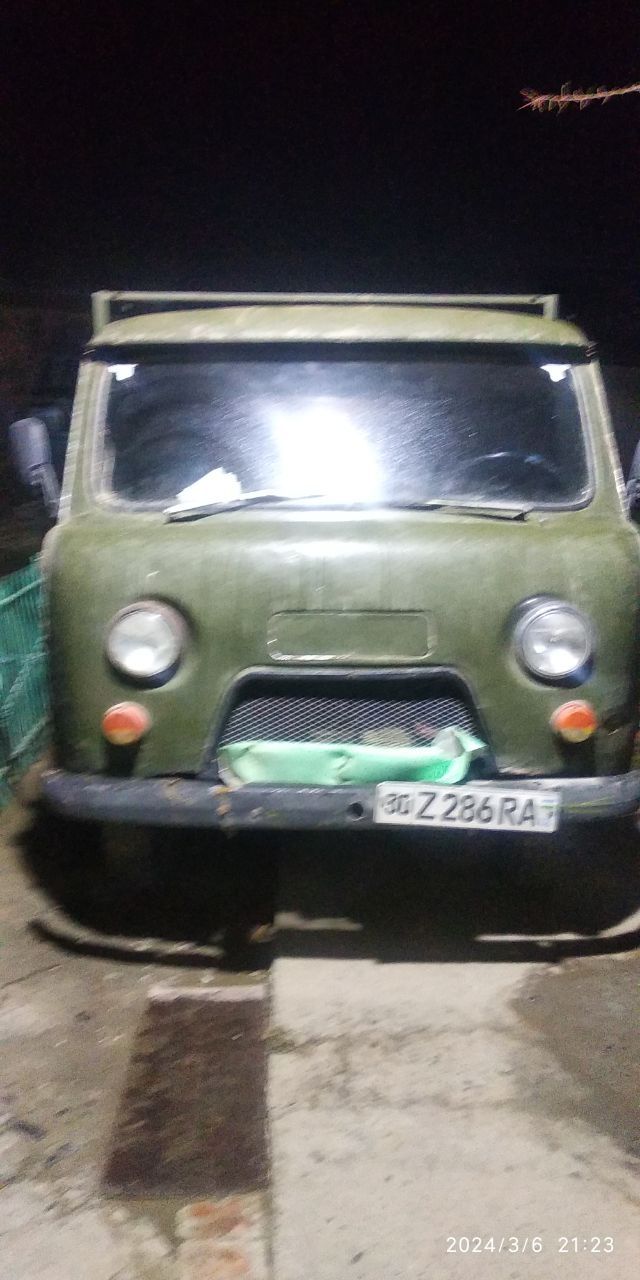 Uaz sotiladi kami bor