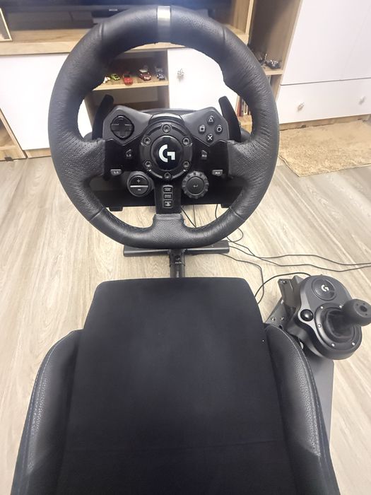 Scaun playseat + Logitech g923+ Schimbator