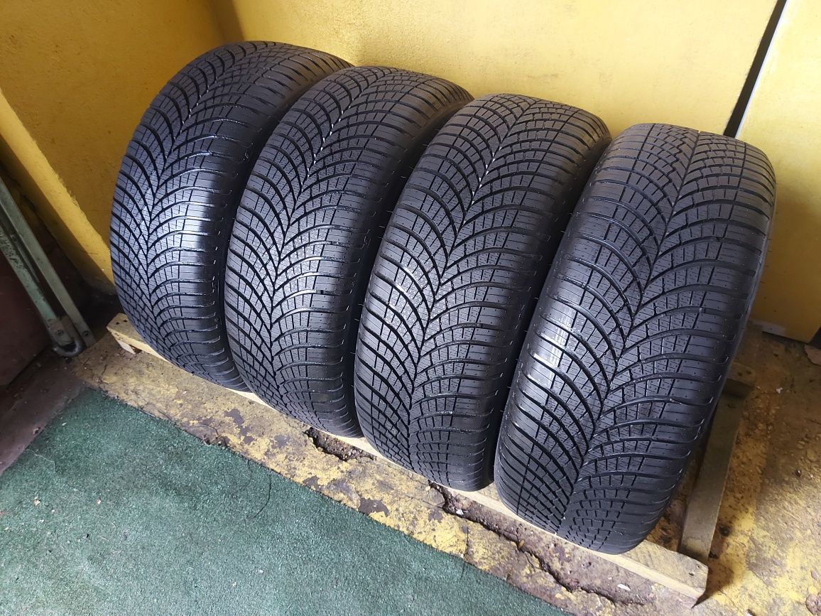 215 55 17 Goodyear DOT 2023 all season NOI