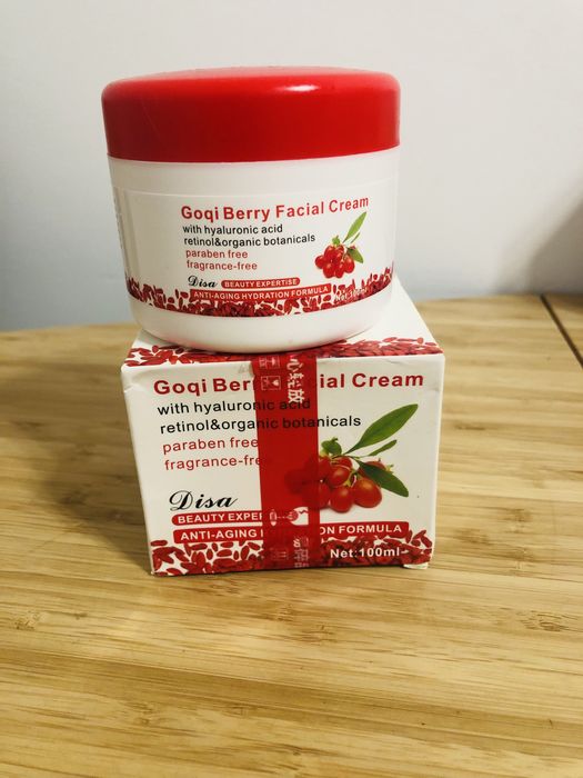 Crema cu extract de goji.