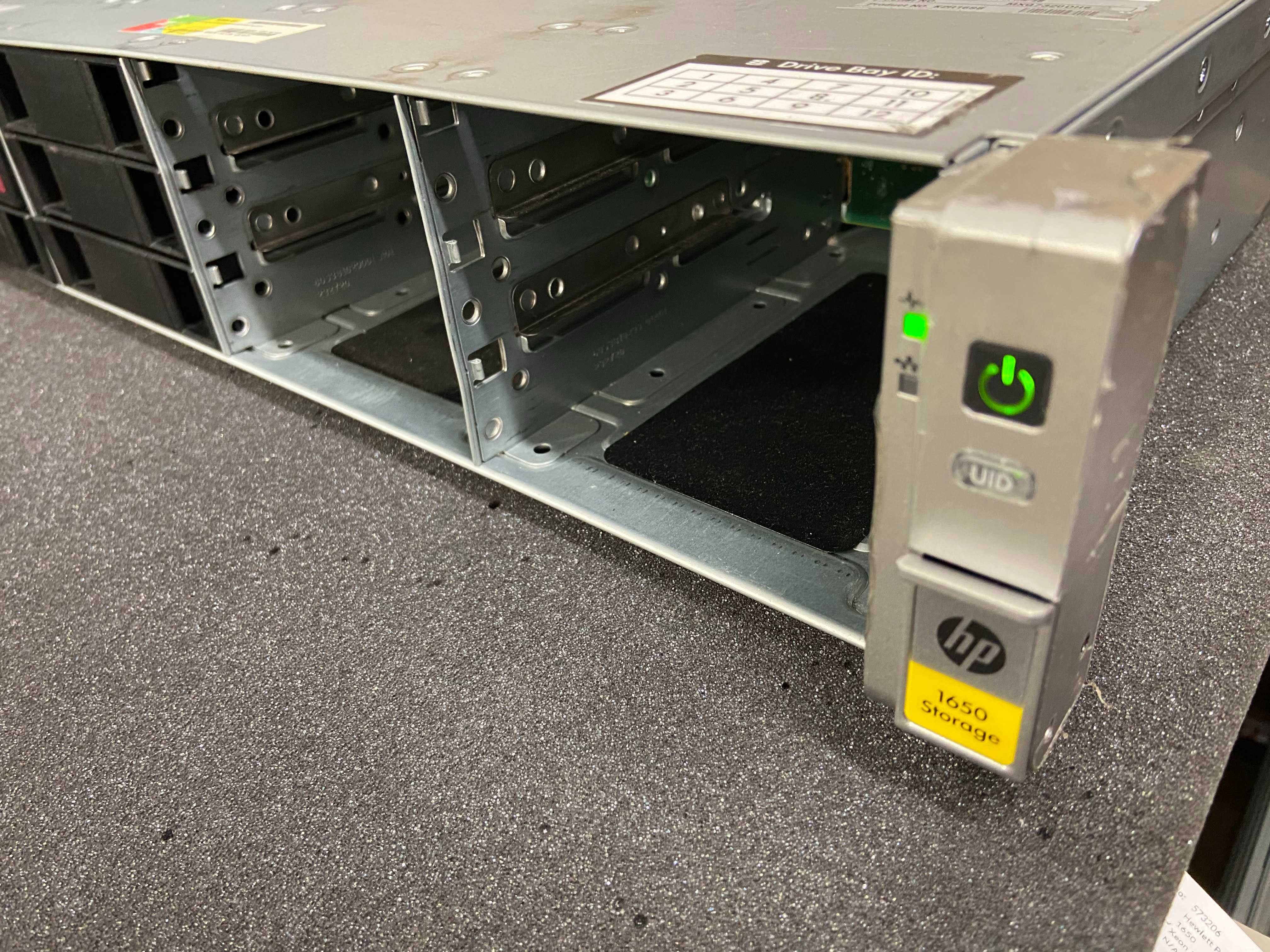 HP StoreEasy 1650 NAS Storage - 2x 10TB SAS HDD, 16GB DDR4 сторидж