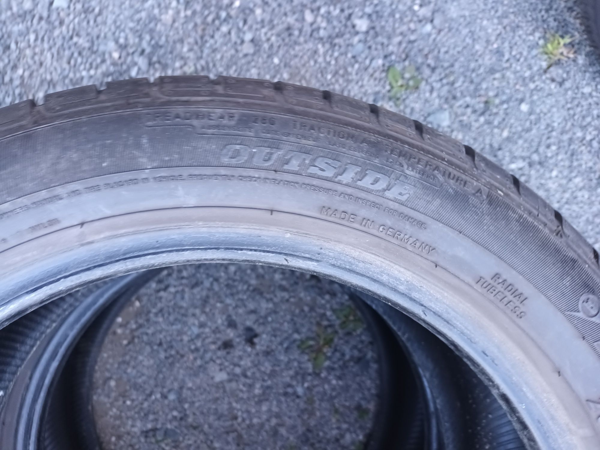 Продавам 2бр летни гуми 205 50  R 15 DUNLOP ДОТ 1109