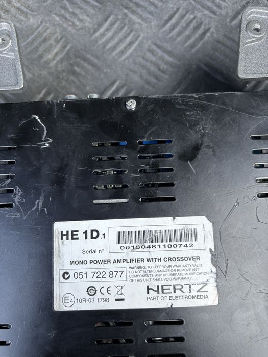 Amplificator hertz mono 800w rms