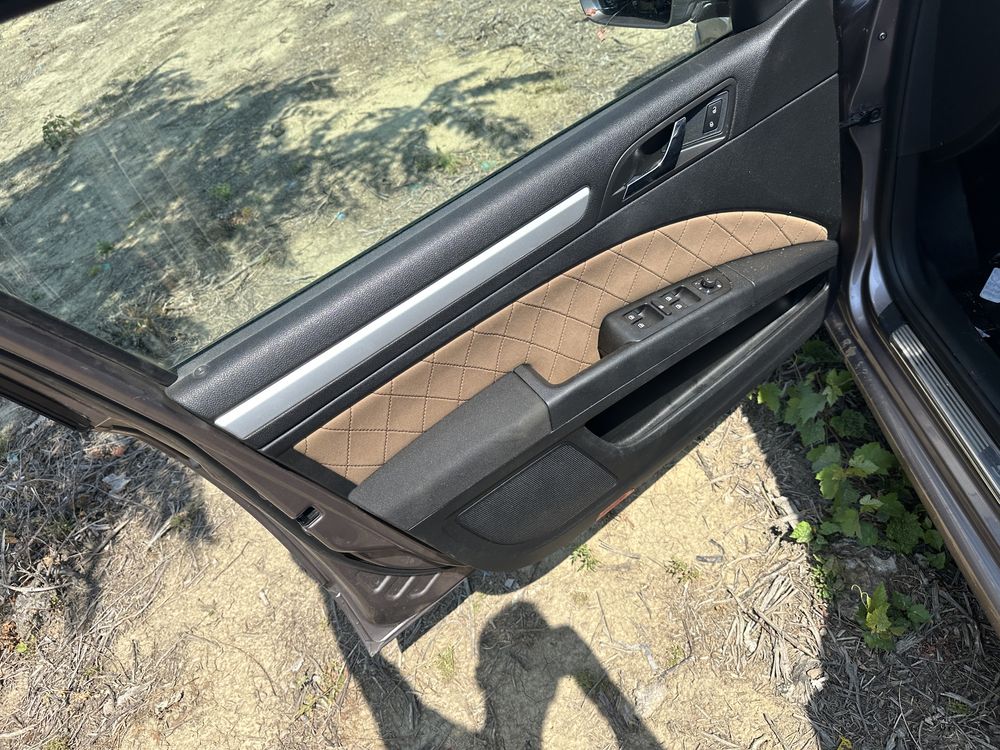 Bara spate punte skoda superb 2 scaune fete usi navigatie rns 310 stop