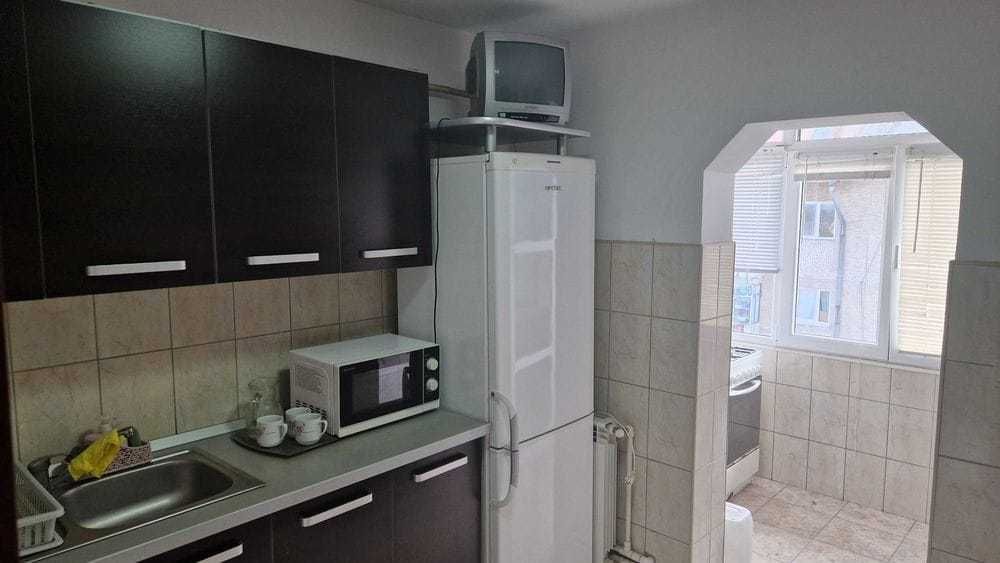 Apartament cu 3 camere decamandat de vanzare in Radauti