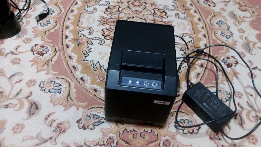 Термо-принтер штрих-кода. Xprinter XP-303B