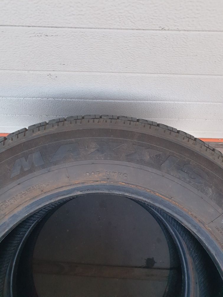 Всесезони гуми 2 броя за Бус MAXXIS VanSmart AS 215 65 R16 C дот 0518