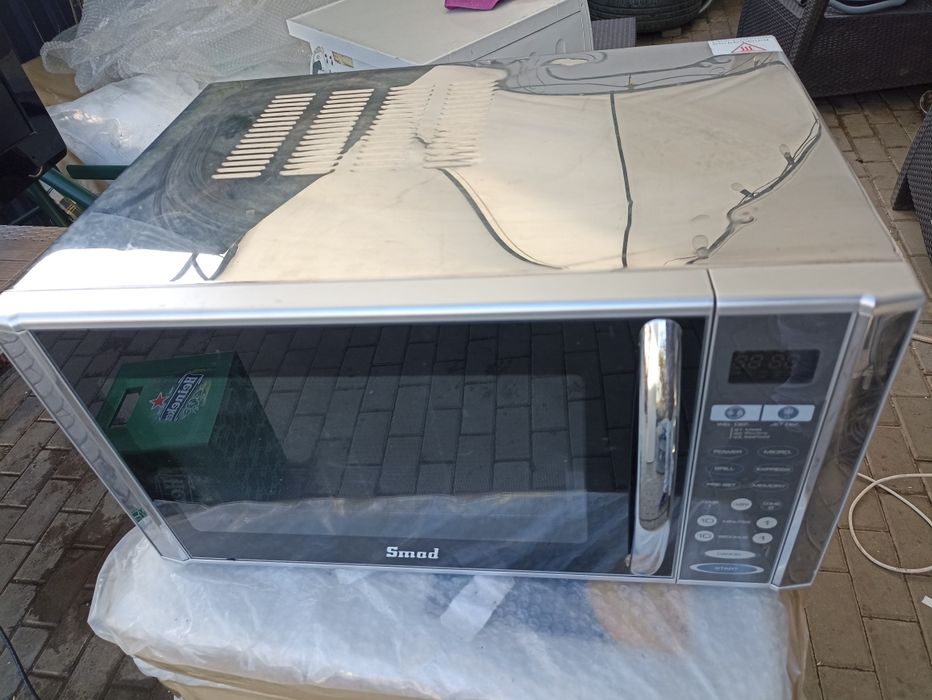 Cuptor cu microunde și grill Smad inox