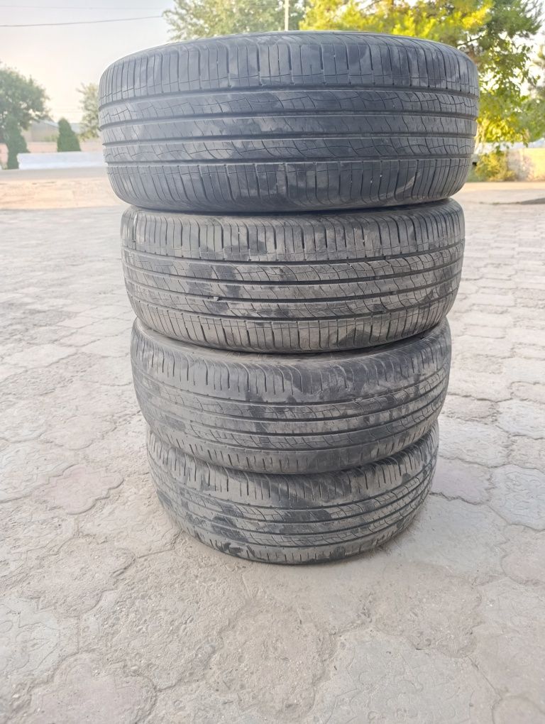 18 balon sotiladi holati yaxshi