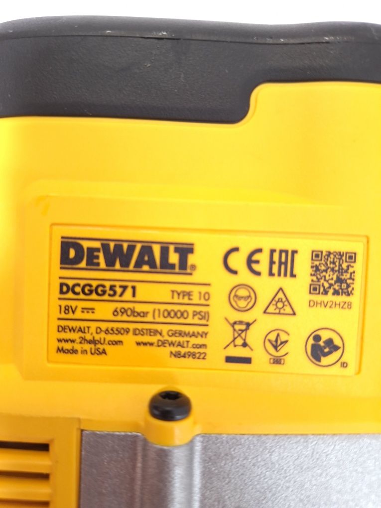 Такаламит Акумулаторен DeWALT DCGG571NK с куфар