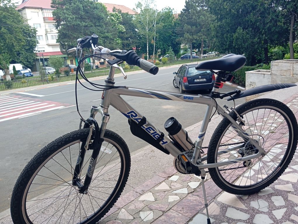 Bicicletă mountainbike