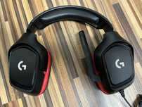 Vand casti logitech G332