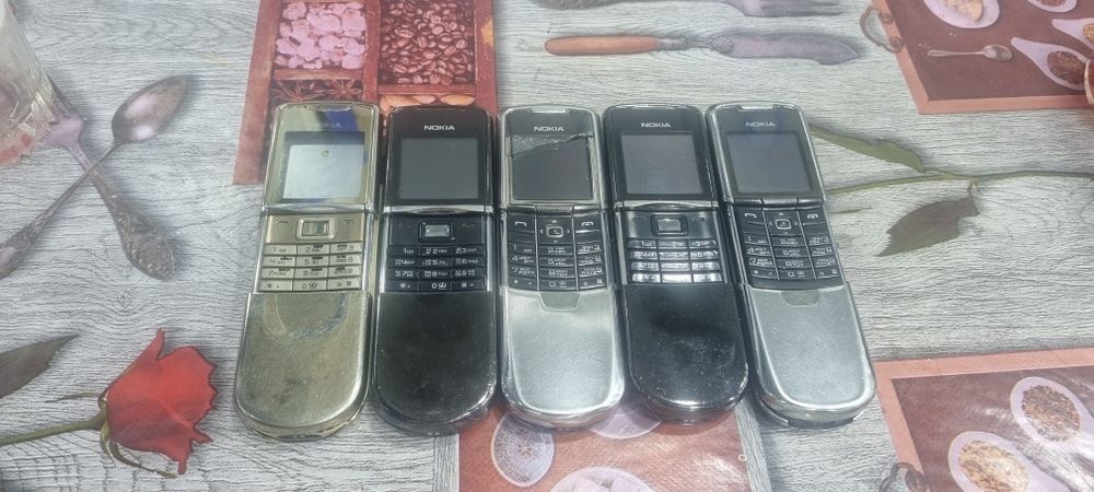 OBMEN BOR. Nokia 8800 5 ta bor