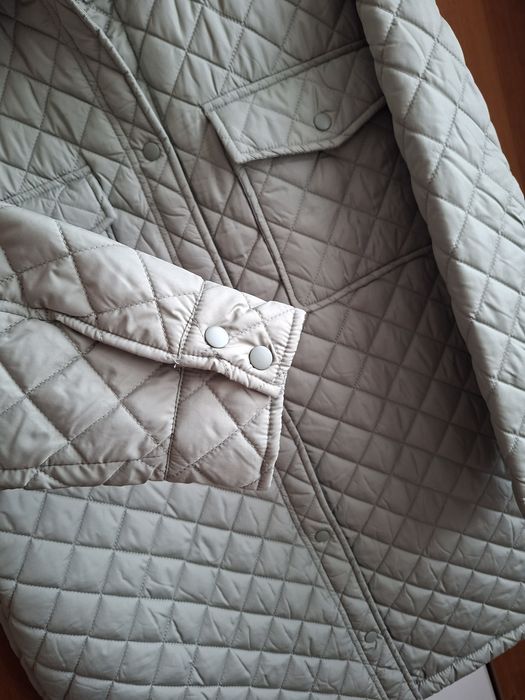 Капитонирано яке New look