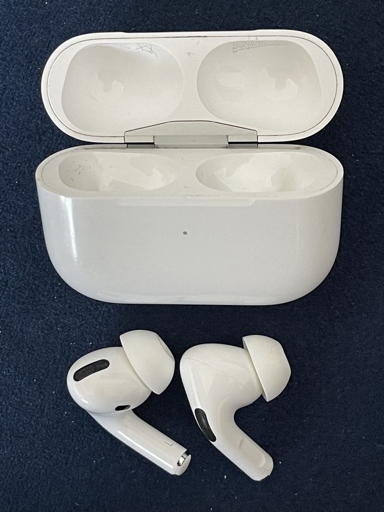 AirPods pro оригинал