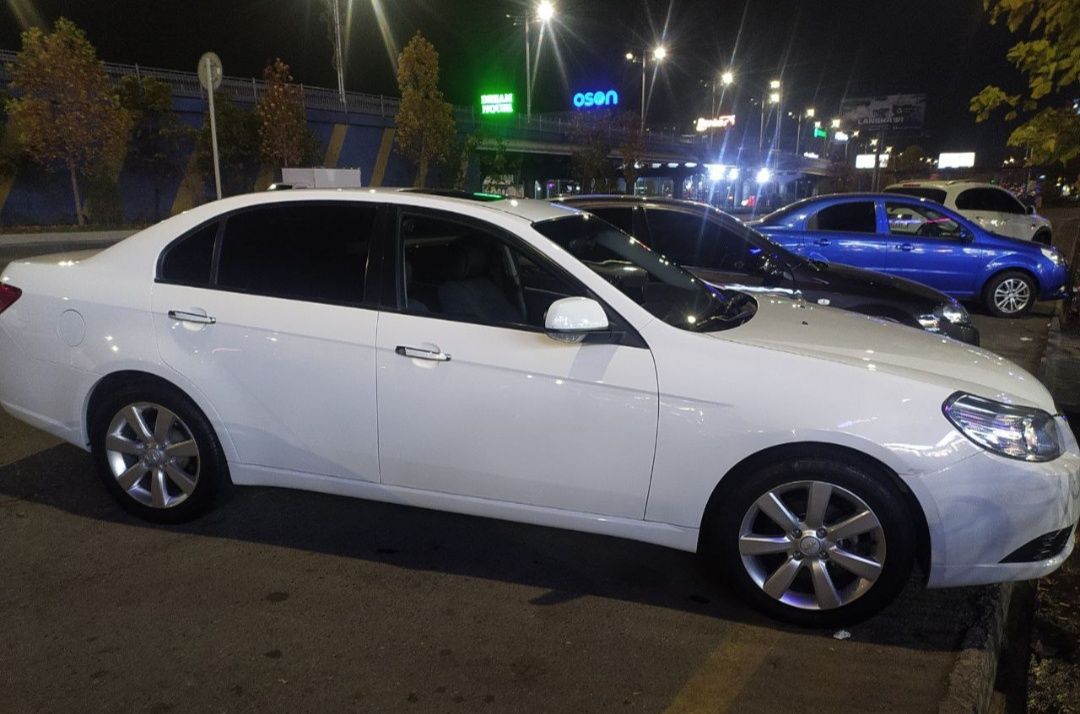 Автомобиль Шевроле Эпика