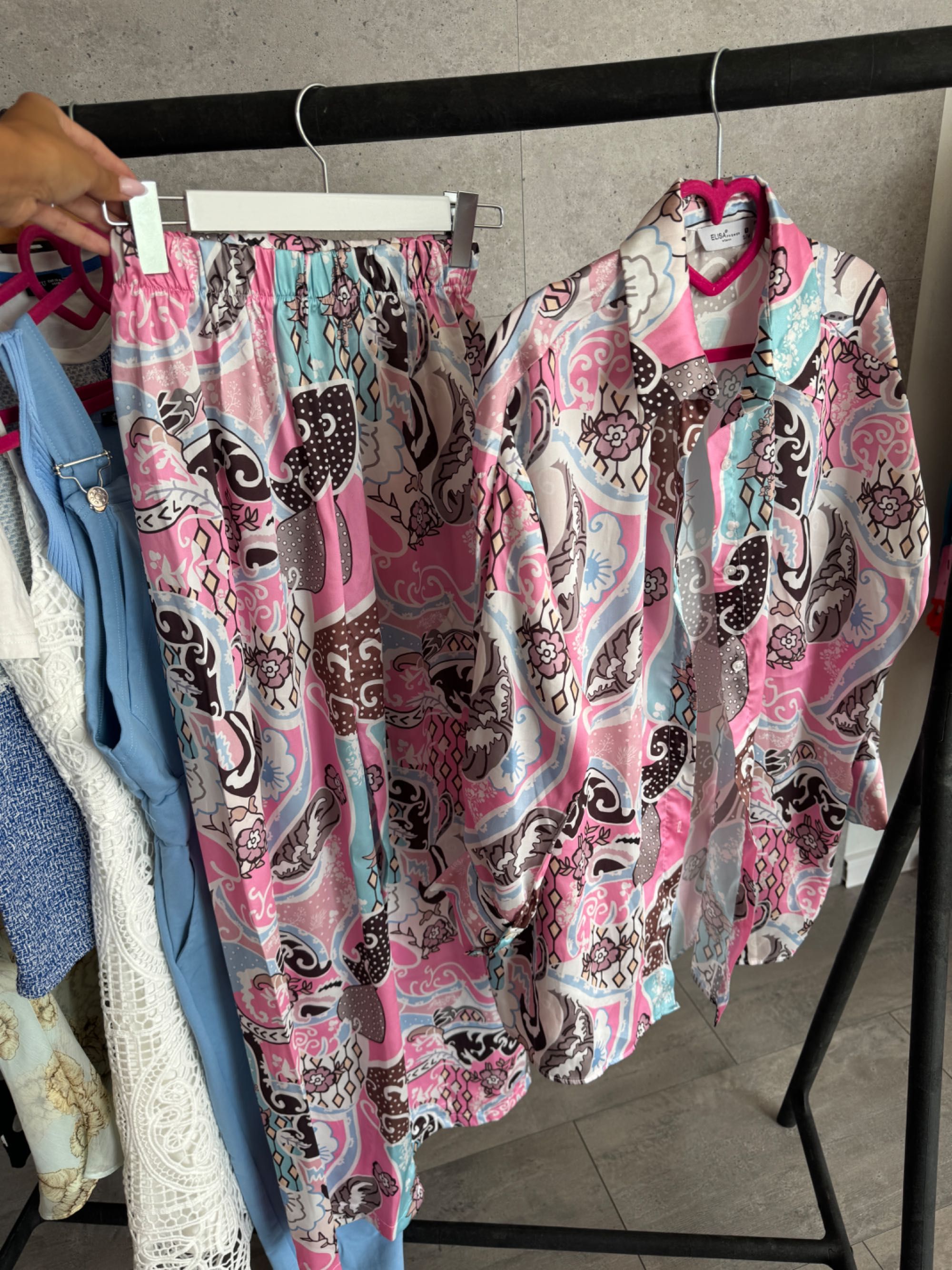 ZARA комплекти , дрешки