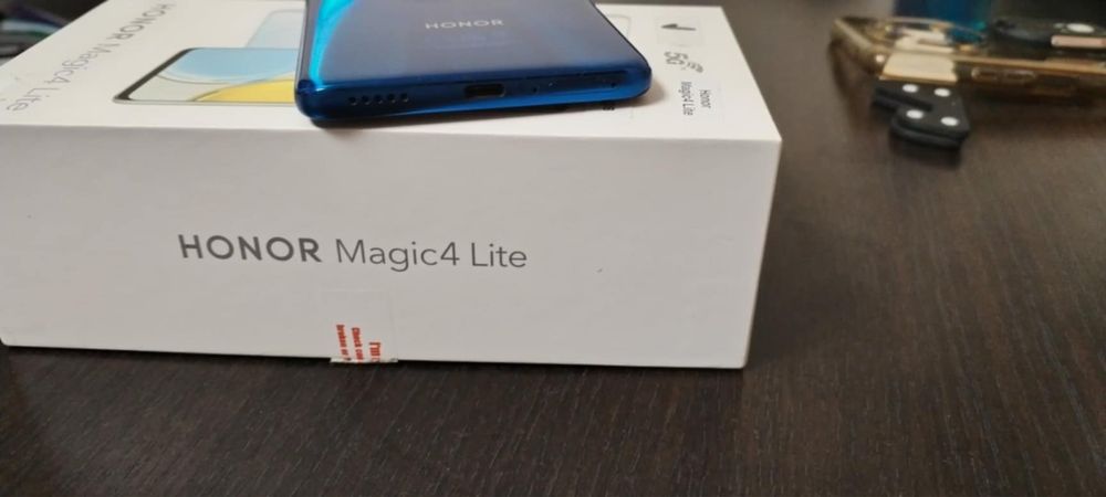 Honor magic 4 lite impecabil