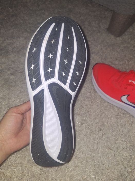 Adidasi  Nike -  produs nou