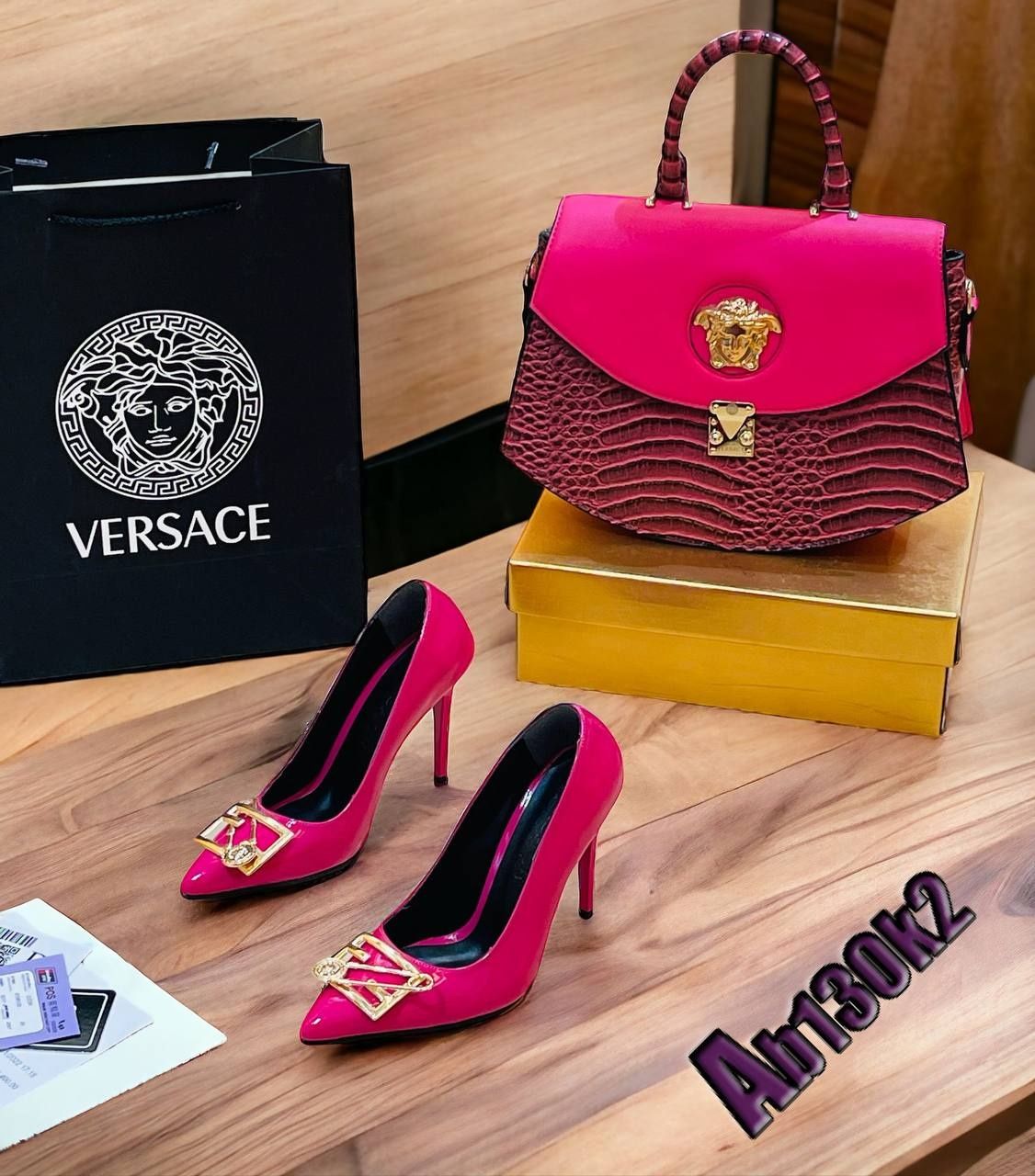 Pantofi si geanta Versace 36-40