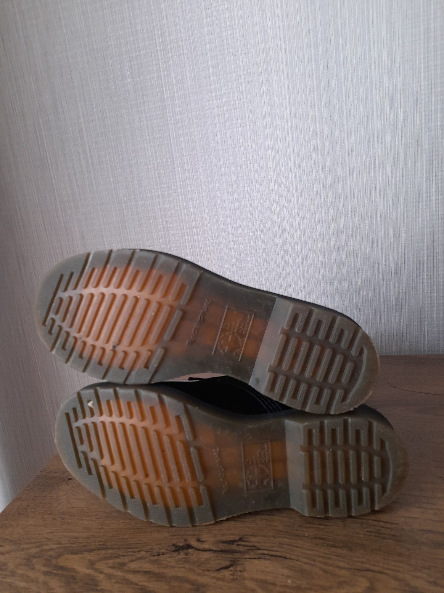 Dr. martens дамски обувки 38 номер.