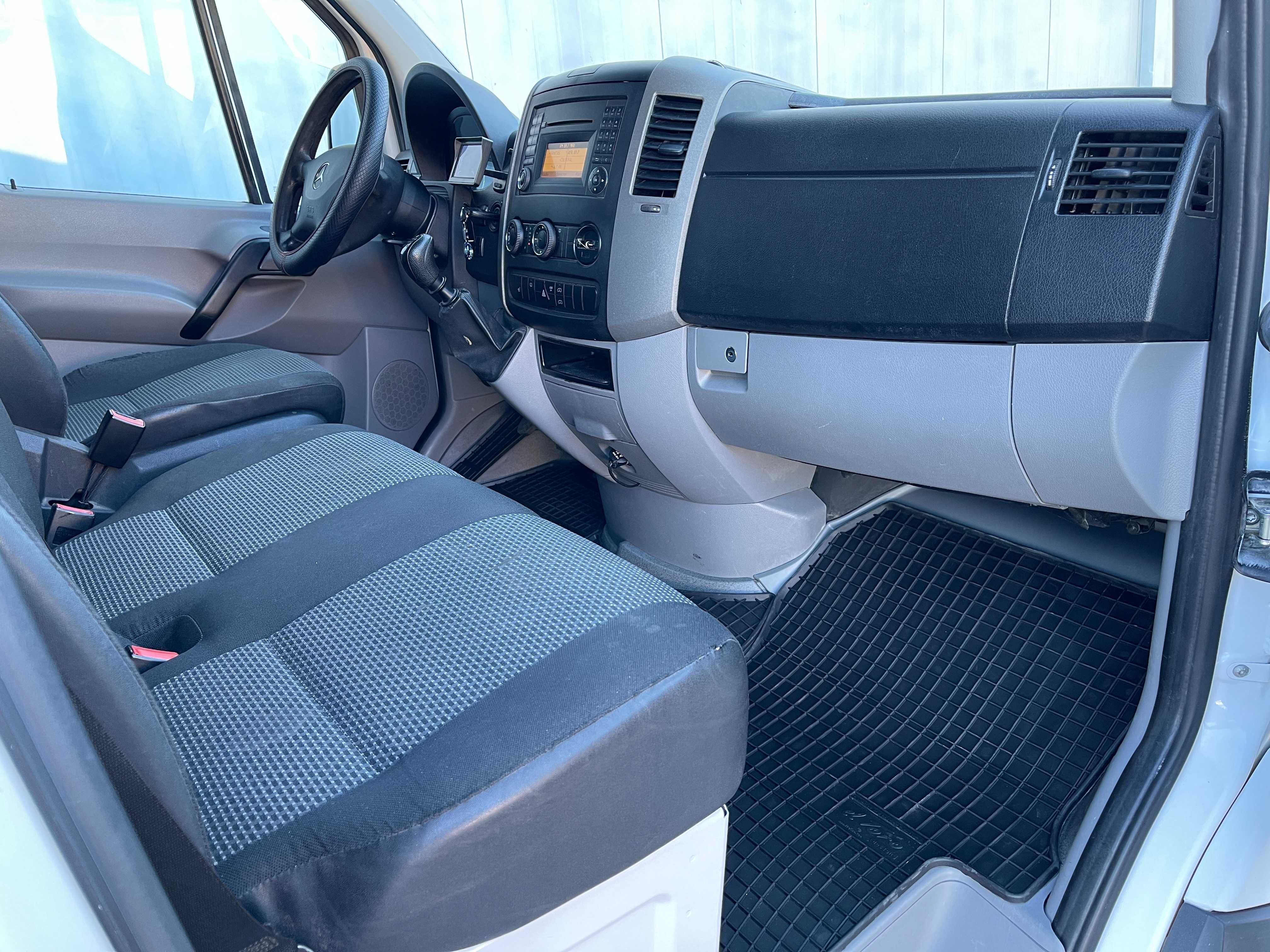 Mercedes Sprinter 216CDI-163CP-E5/Mod-MEDIU/CLIMA/Pilot/Camera revers