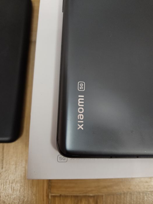 Смарт телефон Xiaomi 12 Gray 256gb памет 8gb RAM 5G С две сим карти. Т