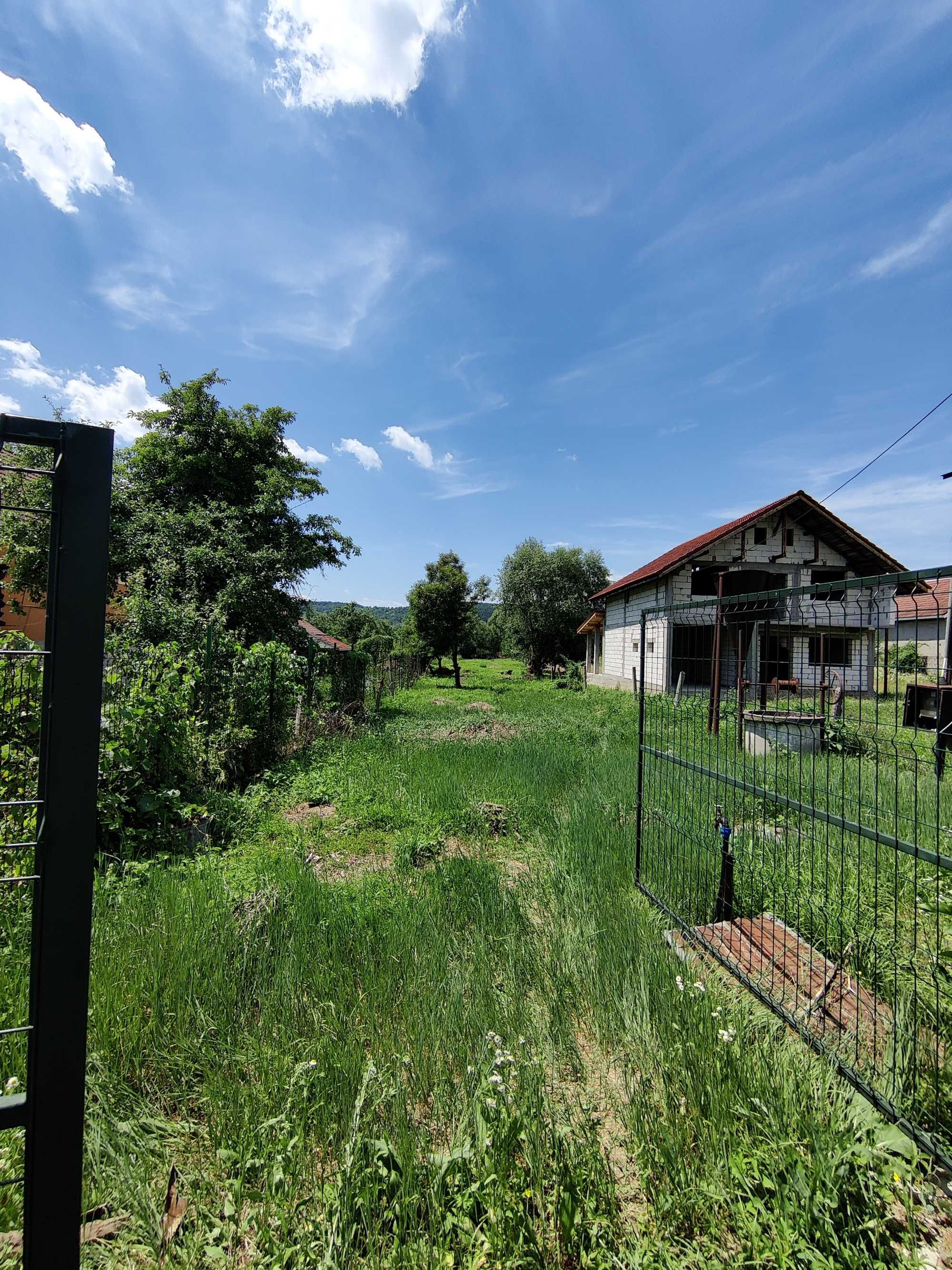 Teren intravilan 1431 mp Str. Crangului Targu Jiu