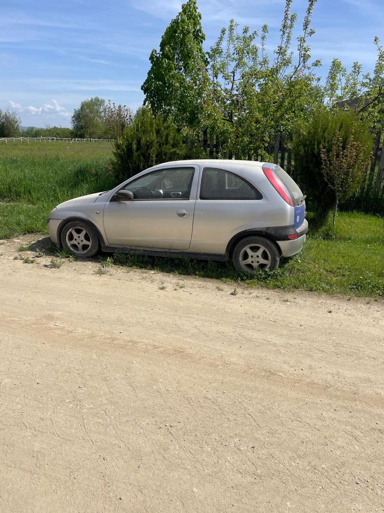 Opel Corsa 1,2 , an fabricatie 2001