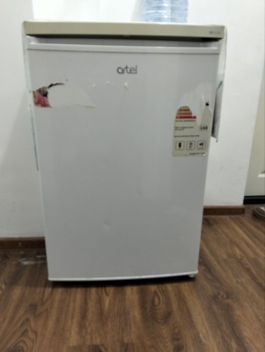 холодильник сотилади