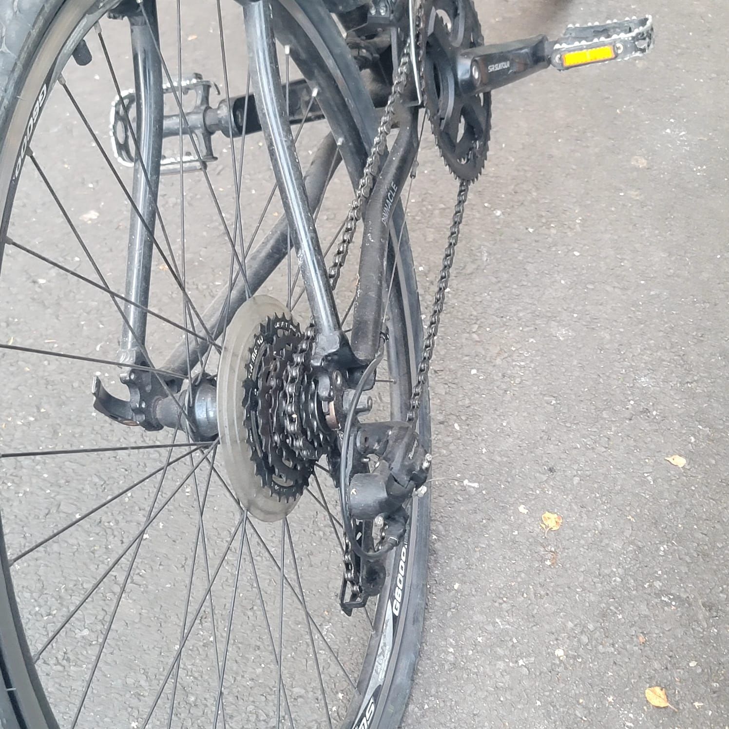 Vând bicicleta pentru adulti
