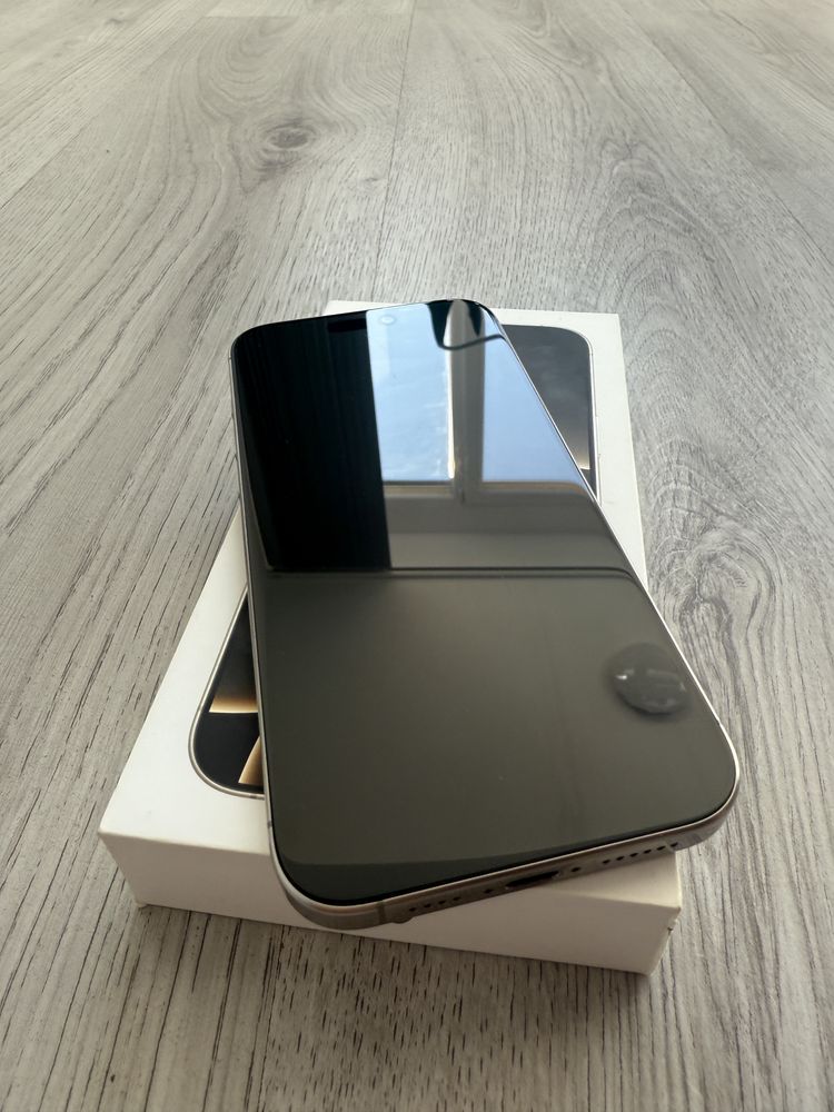Перфектен!Iphone 16 pro max 512GB