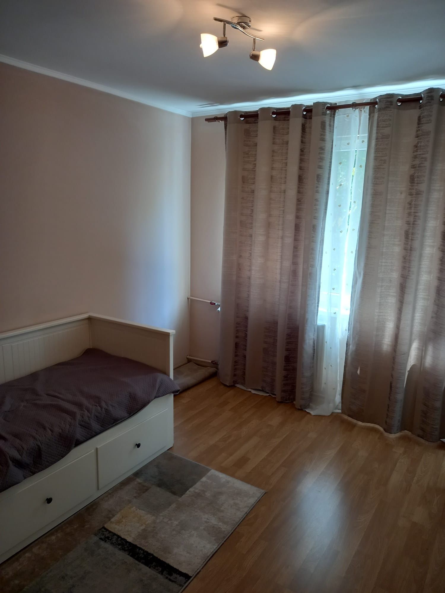 Proprietar, vând apartament 2 camere