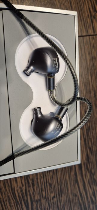 Casti IEM Raptgo Hook X