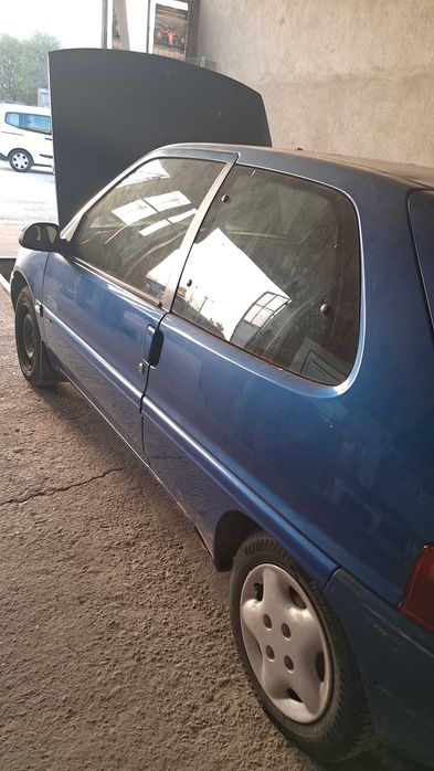 Citroën Saxo 1.1, бензин/газ, 98 година, в добро техническо състояние.