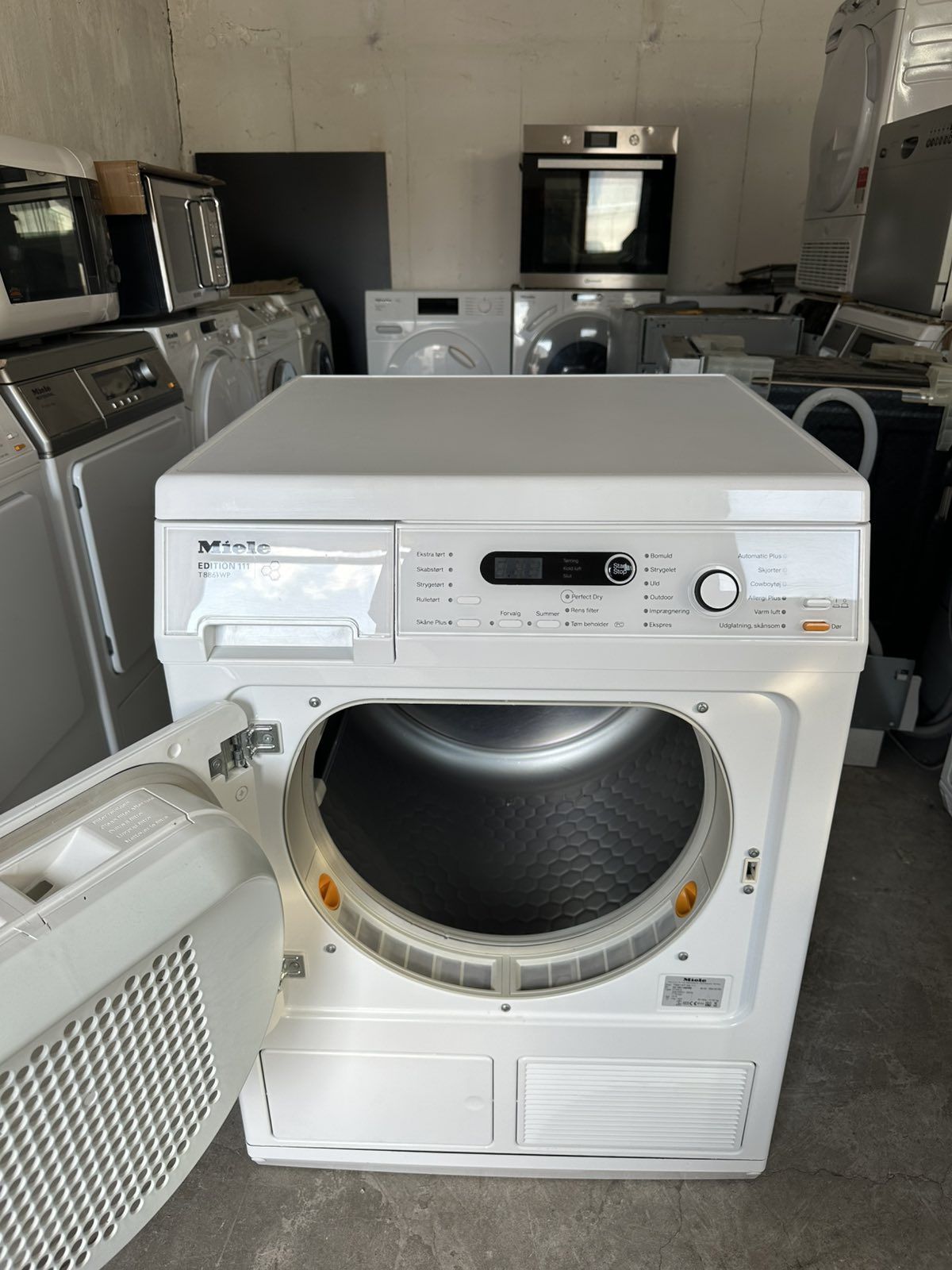 Сушилня +гаранция. MIELE ТЕРМОПОМПА. Клас А 8кг. Доставка за София