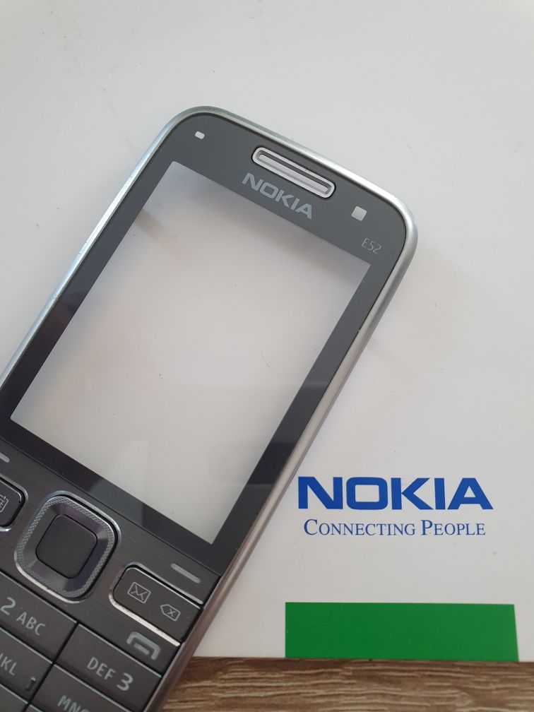 Față Nokia E52 Cu Tastatura Swap Originala!