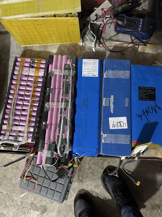 Baterii de trotinete si biciclete modele diferite 36v 48v