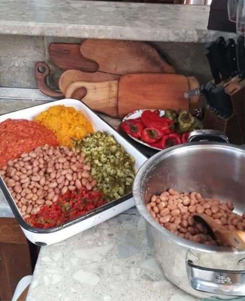 Продавам зимна салата  7лв