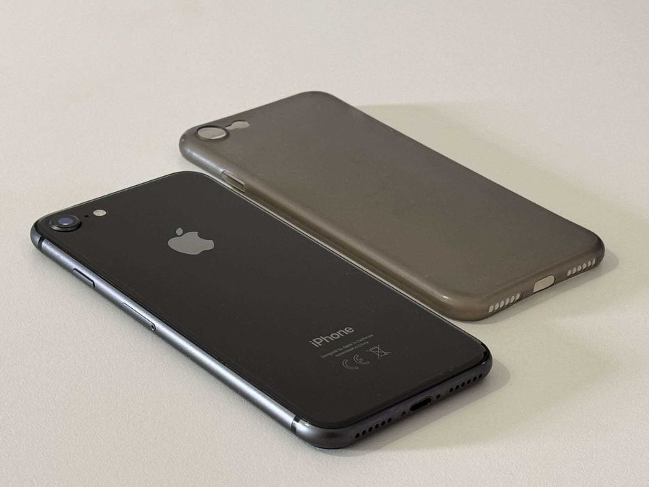 Бартер! Отличен! 88% Батерия! iPhone 8 Space Gray (Черен)