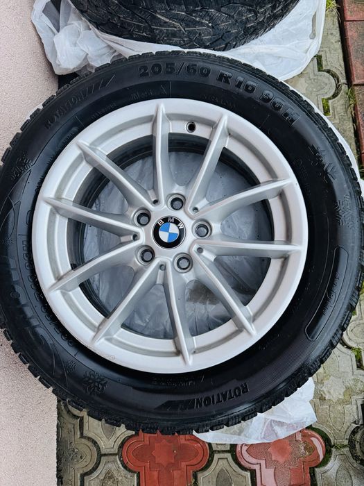 Jante originale BMW 16 + anvelope iarnă 205/60 R16