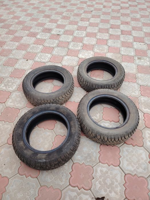Продам покрышки шипы р14