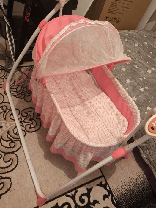 Продам электролюльку, манеж качалку