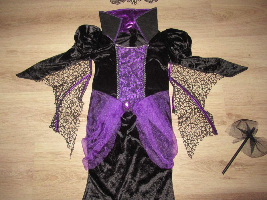 ХЕЛОУИН РОКЛЯ С домино--СТРАХОТНА--116/122 номер